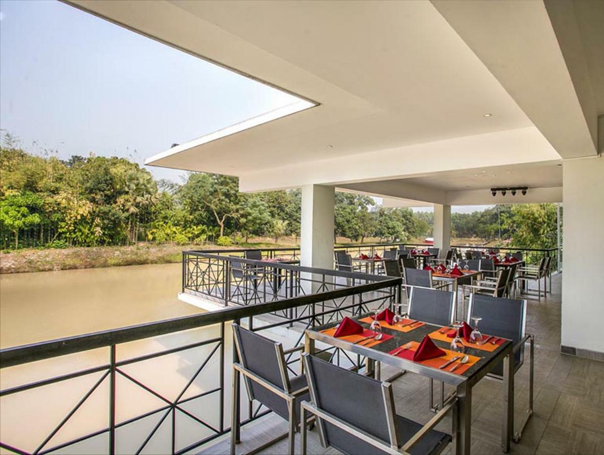 Sarah Resort Gazipur Extérieur photo