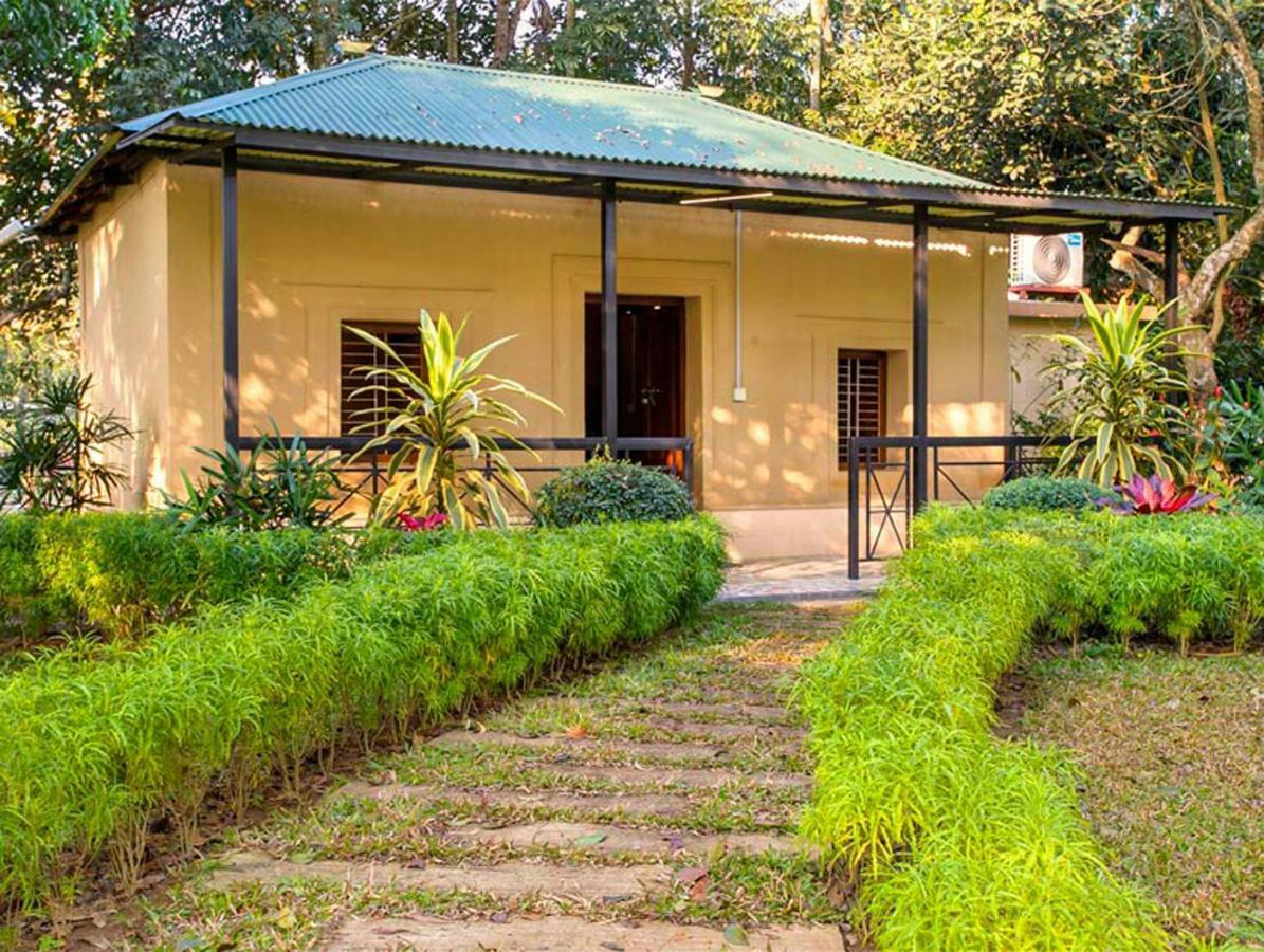 Sarah Resort Gazipur Extérieur photo