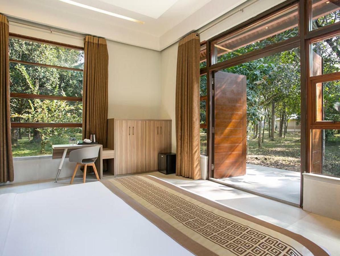 Sarah Resort Gazipur Extérieur photo