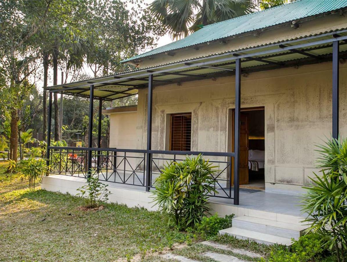 Sarah Resort Gazipur Extérieur photo